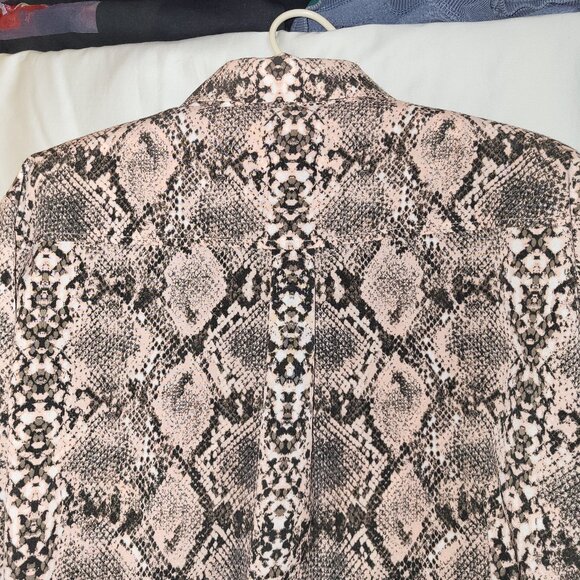 Apt 9 Snakeskin print long-sleeved blouse, pink, black and white, size L - Picture 5 of 8